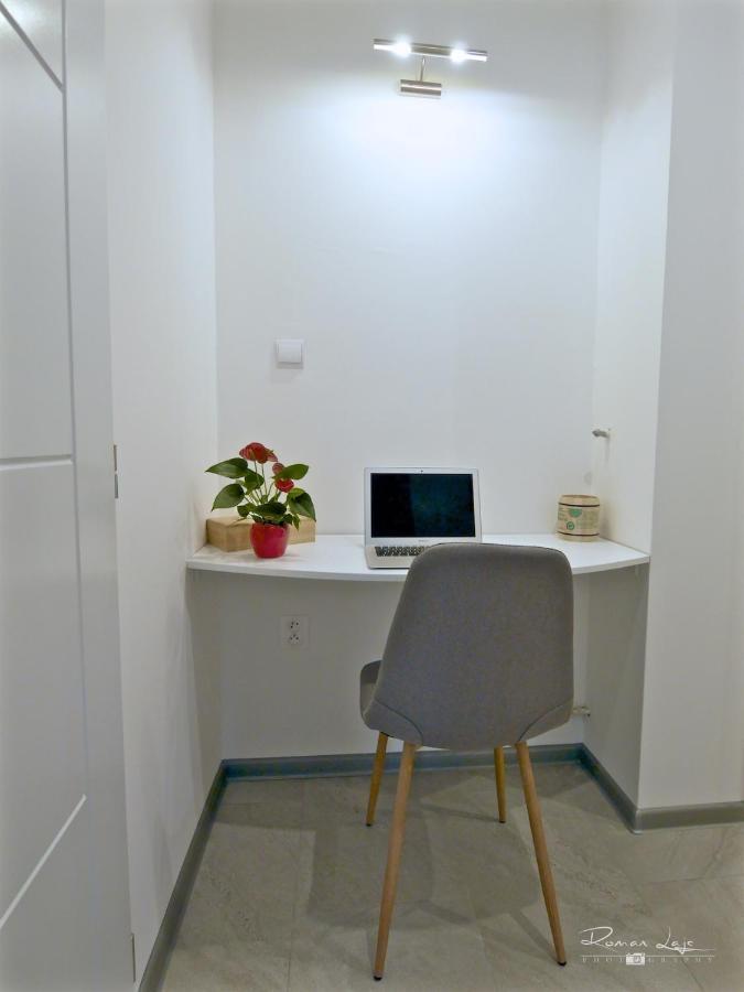Emily Apartment Кошице Екстериор снимка
